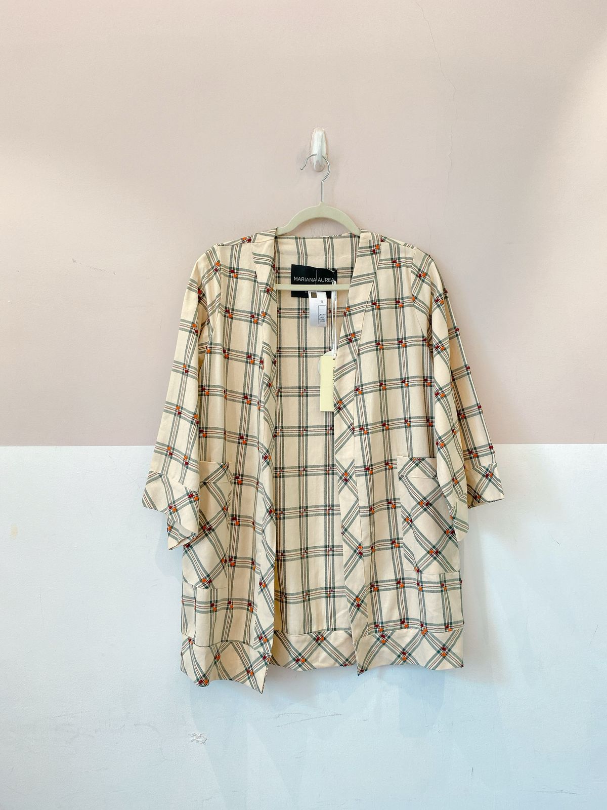 Kimono bege xadrez Mariana Áurea P